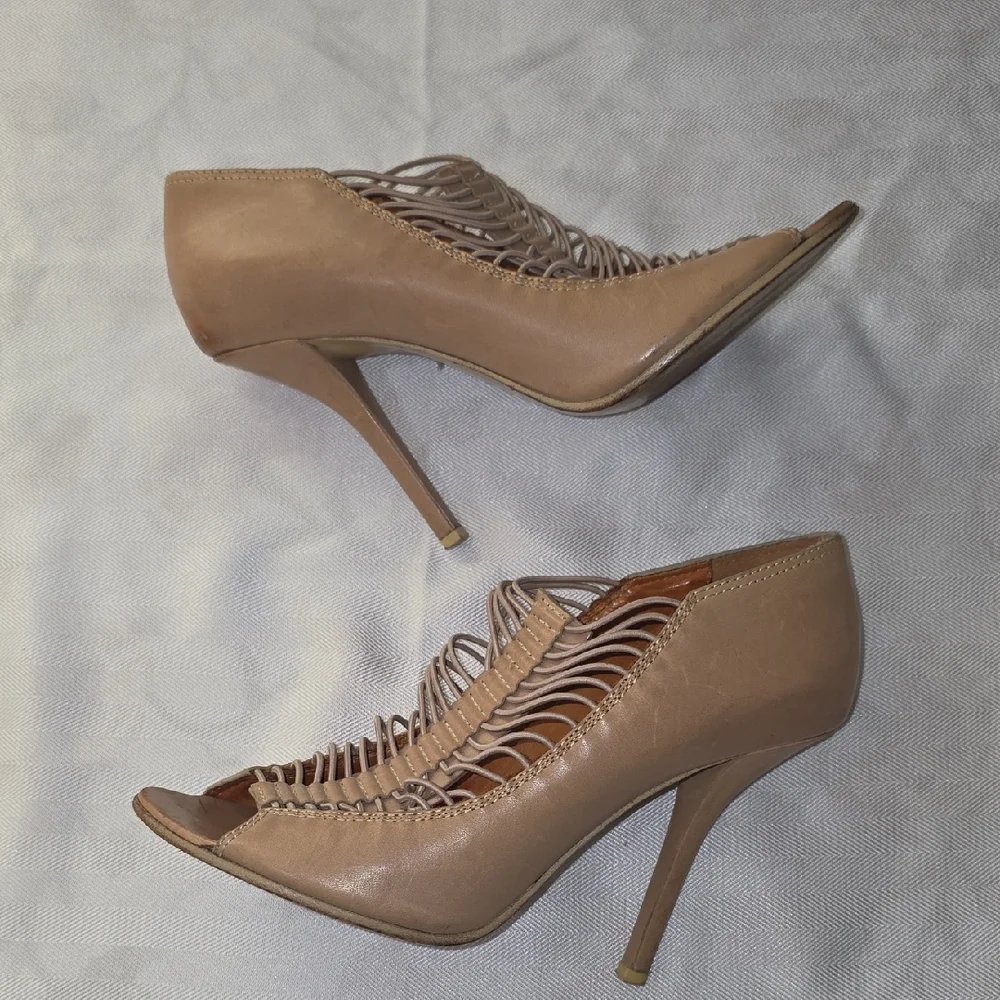 Givenchy Tan Women's‎ Heels 9.5 - Picture 2 of 8